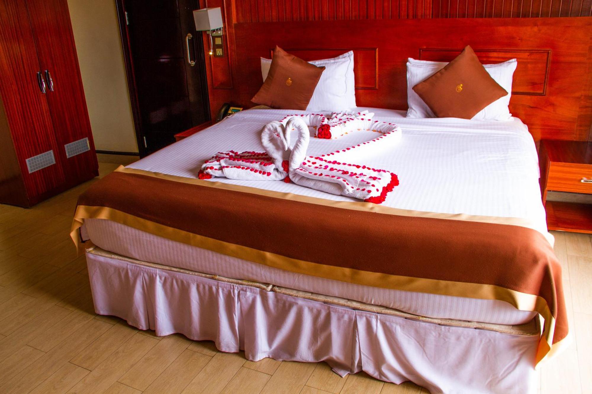Sainte Famille Hotel คิกาลี ภายนอก รูปภาพ