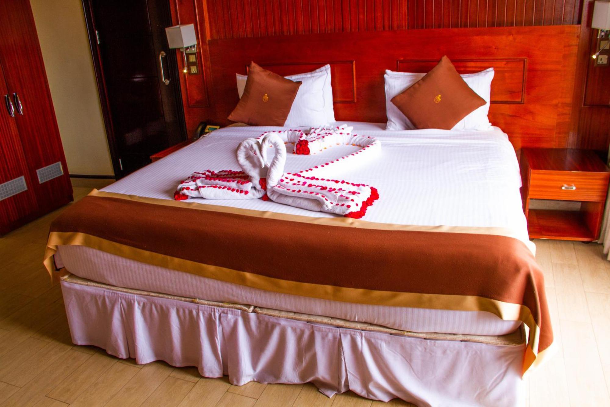 Sainte Famille Hotel คิกาลี ภายนอก รูปภาพ
