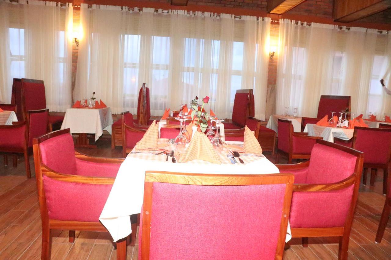 Sainte Famille Hotel คิกาลี ภายนอก รูปภาพ