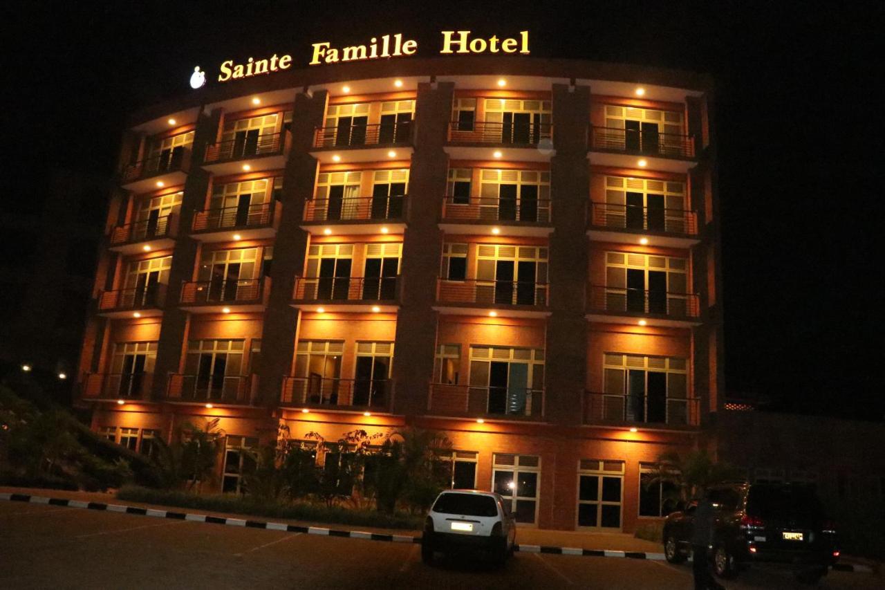 Sainte Famille Hotel คิกาลี ภายนอก รูปภาพ